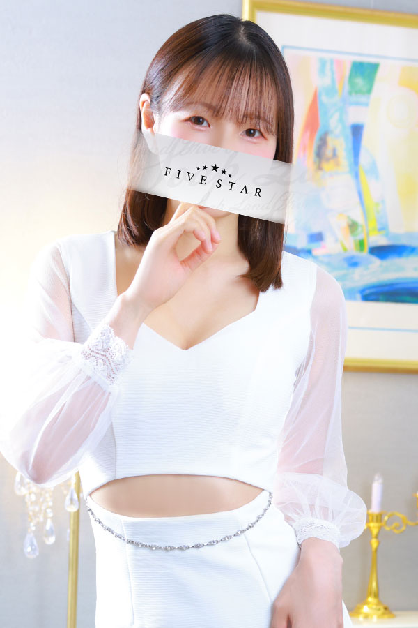 吉沢 ひなの写真